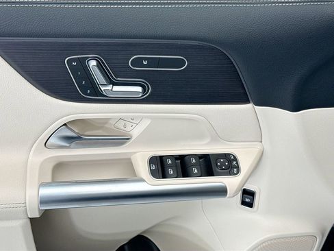 Certified 2026 Mercedes-Benz GLA 250 image 21