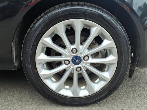 Used 2014 Ford Fiesta SE w/ Equipment Group 201A FWD image 19
