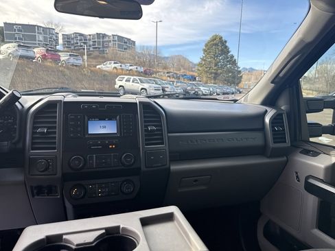 Used 2020 Ford F250 XL w/ Power Equipment Group image 16