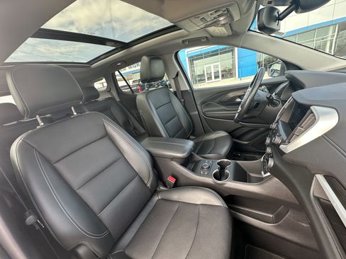 Certified 2022 GMC Terrain SLT w/ Elevation Edition image 40