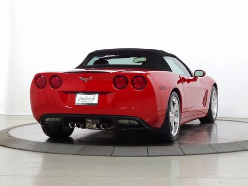 Used 2006 Chevrolet Corvette Convertible w/ Preferred Equipment Group image 11