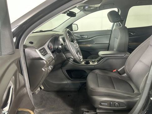 Used 2023 GMC Acadia SLE w/ Driver Convenience Package image 12