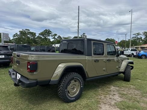 New 2026 Jeep Gladiator Willys AWD/4WD image 12