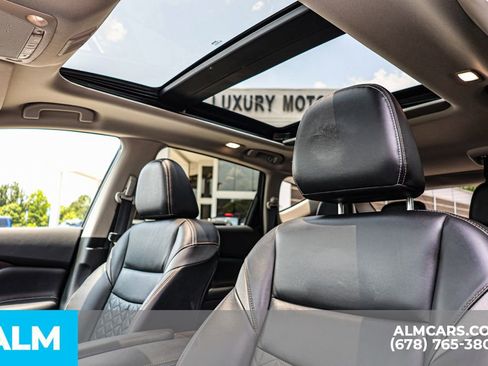 Used 2024 Nissan Murano Platinum image 18
