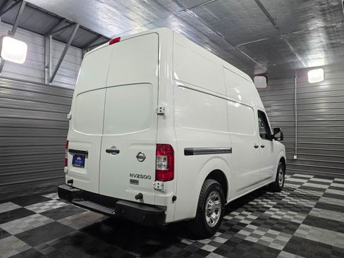 Used 2016 Nissan NV 2500 SV image 5