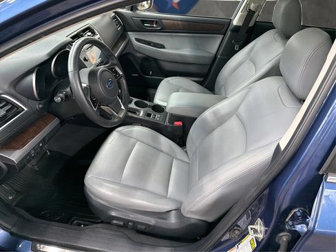 Used 2019 Subaru Outback 2.5i Limited AWD/4WD image 13