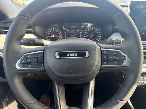 Used 2024 Jeep Compass Limited AWD/4WD image 14