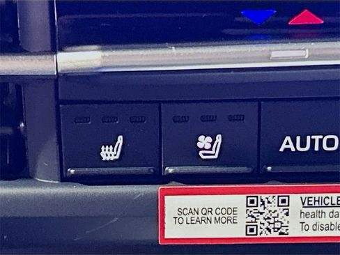 New 2026 Toyota Sienna Platinum image 19