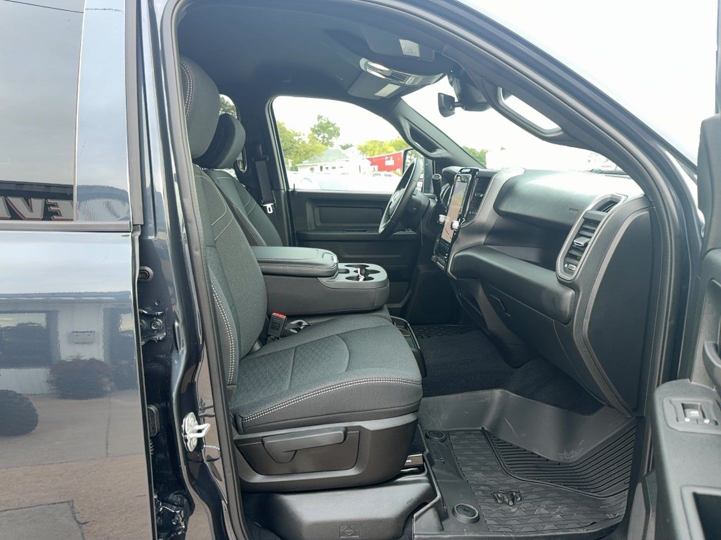 Used 2026 RAM 2500 Warlock AWD/4WD image 27