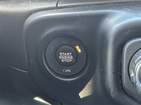 Used 2021 Jeep Wrangler Unlimited Sahara w/ Uconnect 4C Nav & Sound Group image 21