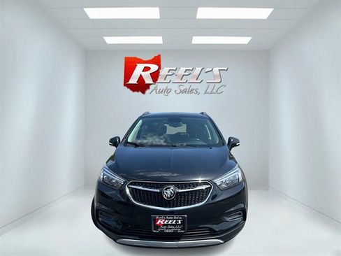 Used 2018 Buick Encore Preferred FWD image 2