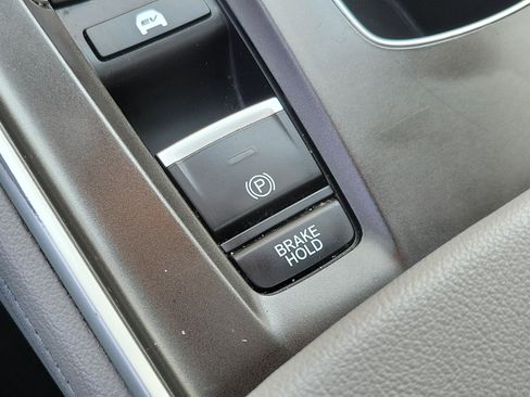 Used 2020 Honda Accord EX-L image 32