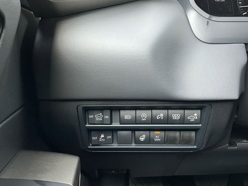 New 2026 Toyota Tundra Platinum AWD/4WD image 18