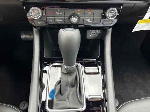 New 2025 Jeep Compass Latitude w/ Altitude Special Edition image 13