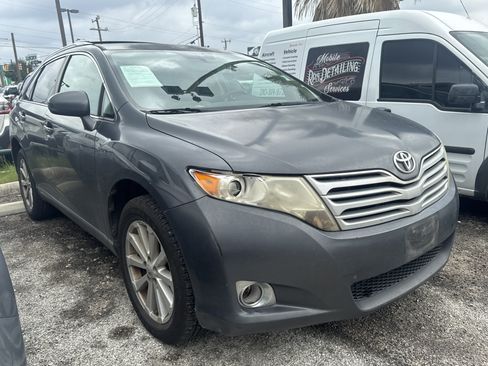 Used 2011 Toyota Venza FWD image 3
