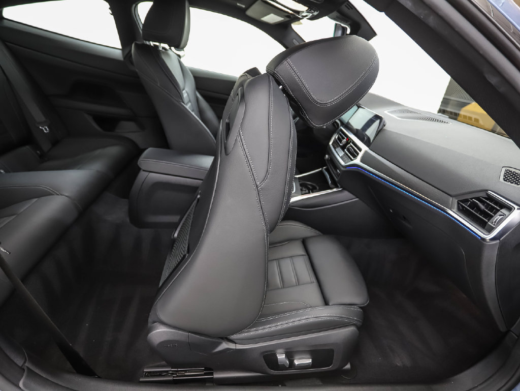 Used 2021 BMW 430i xDrive Coupe w/ Parking Assistance Package AWD/4WD image 28