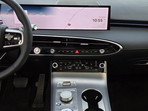 New 2026 Genesis GV70 2.5T Advanced image 24