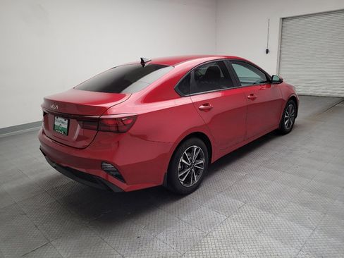 Used 2023 Kia Forte LXS w/ LXS Technology Package image 9