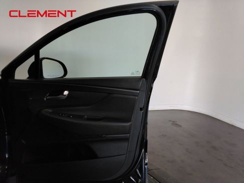 Used 2023 Hyundai Santa Fe SEL image 36