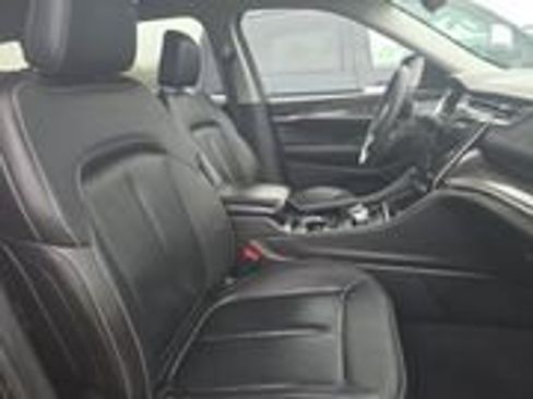 Used 2023 Jeep Grand Cherokee L Limited image 3