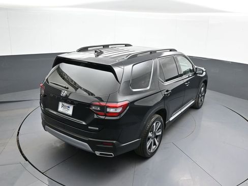 Certified 2024 Honda Pilot Touring image 40