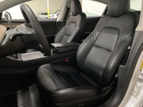 Used 2023 Tesla Model 3 Standard Range image 62