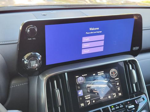 New 2025 Lexus LX 600 4WD w/ Luxury Package image 11