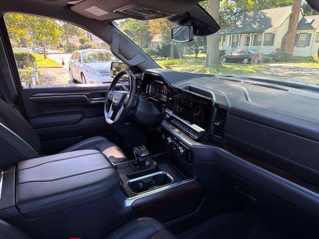 Used 2023 GMC Sierra 1500 SLT w/ SLT Premium Package AWD/4WD image 19