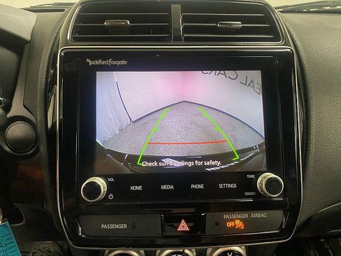 Used 2020 Mitsubishi Outlander Sport ES image 21