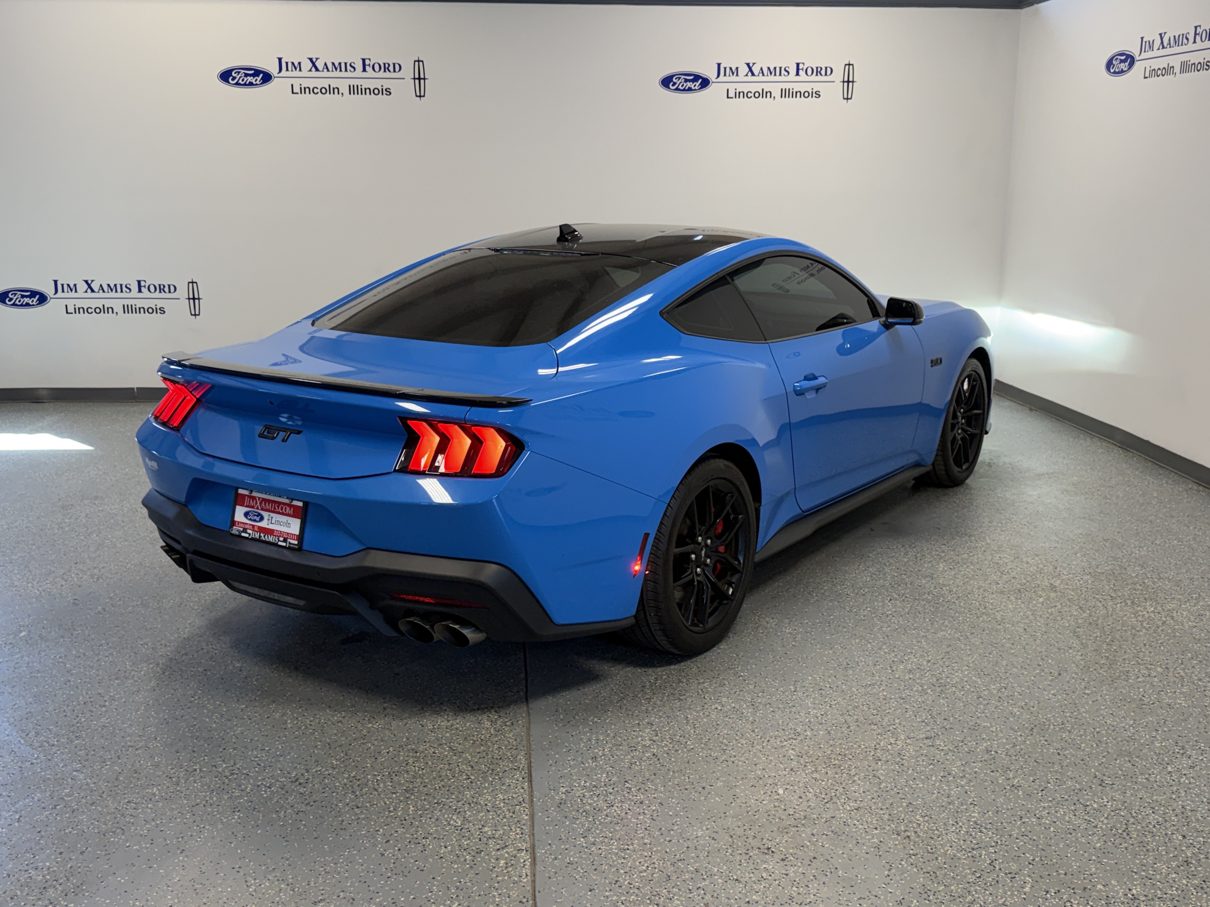 Used 2024 Ford Mustang GT Premium RWD image 30