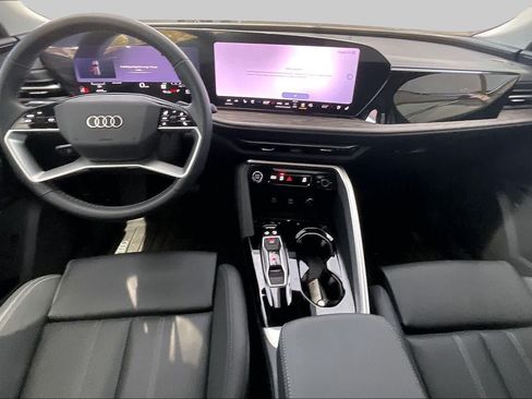 Used 2026 Audi Q5 Premium Plus AWD/4WD image 16