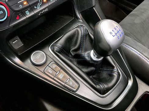 Used 2018 Ford Focus RS image 14