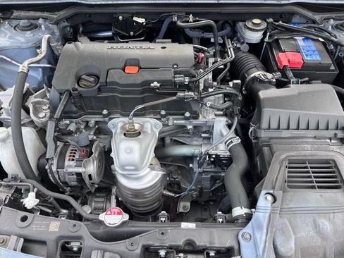 Used 2024 Honda Civic Sport image 7