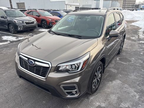 Used 2019 Subaru Forester Limited w/ Popular Package #3 image 6