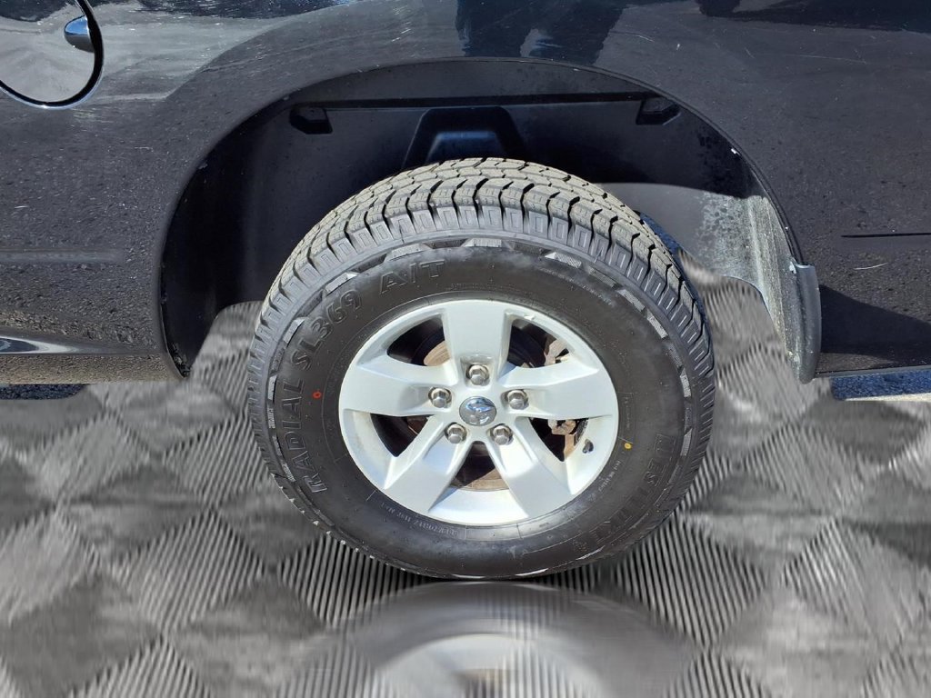 Used 2024 RAM 1500 Classic SLT AWD/4WD image 24
