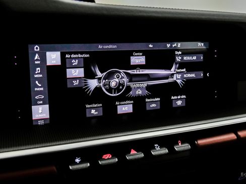 Used 2021 Porsche 911 Turbo image 80