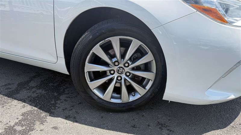 Used 2015 Toyota Camry XLE FWD image 15