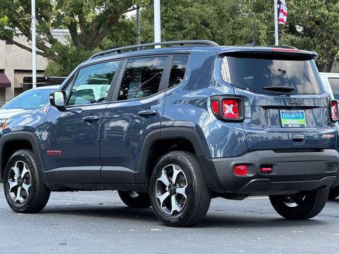 Used 2022 Jeep Renegade Trailhawk AWD/4WD image 5