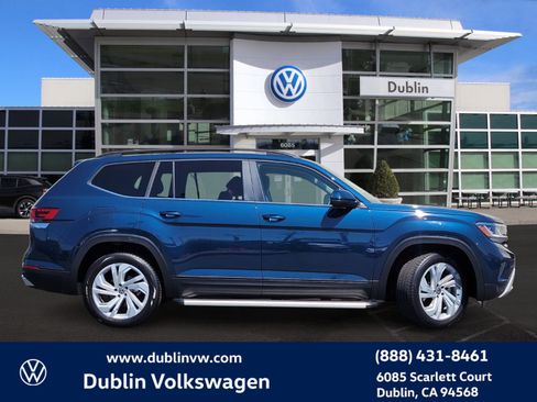 Used 2021 Volkswagen Atlas SE image 3