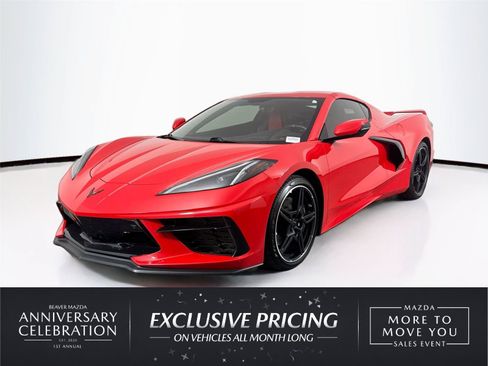 Used 2021 Chevrolet Corvette Stingray Preferred Cpe w/ Z51 Performance Package RWD image 1