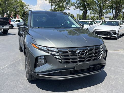 Certified 2023 Hyundai Tucson Limited AWD/4WD image 4