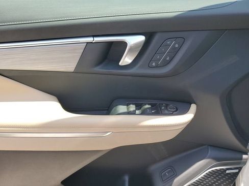 New 2026 Buick Enclave Preferred w/ Power Package AWD/4WD image 17