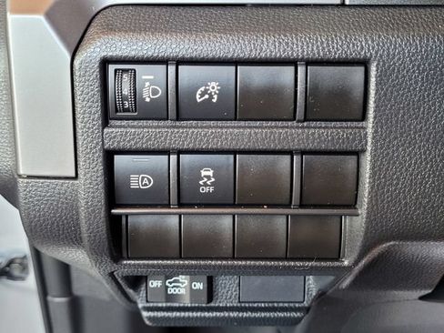 Used 2026 Toyota Tacoma SR5 RWD image 17