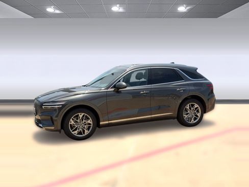 Used 2025 Genesis GV70 2.5T AWD/4WD image 17