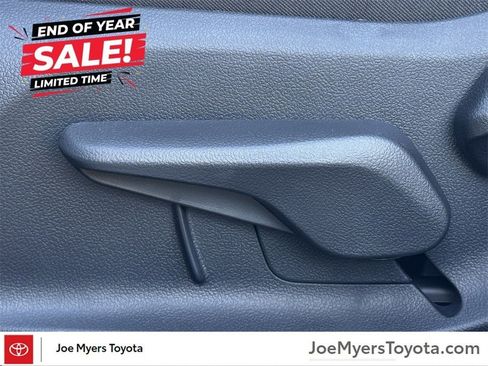 Used 2025 Toyota RAV4 LE image 21