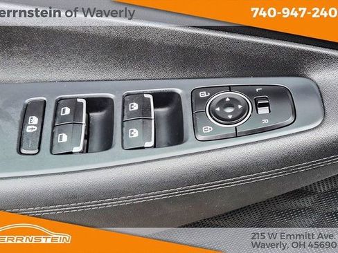 Used 2023 Hyundai Santa Fe SEL image 16