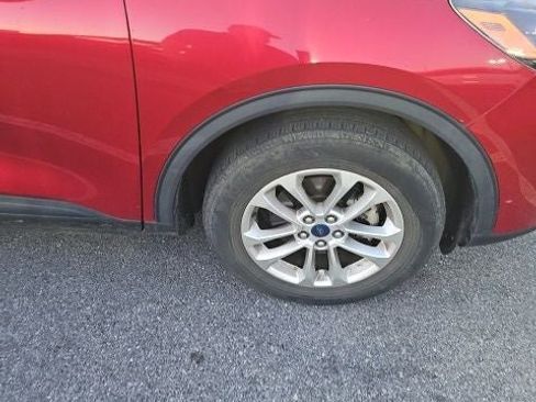 Used 2020 Ford Escape SE image 10