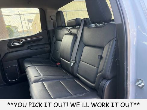 Used 2024 Chevrolet Silverado 1500 LT Trail Boss w/ Convenience Package II AWD/4WD image 9