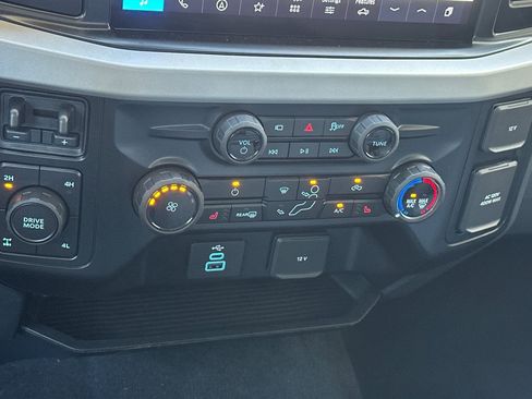 New 2026 Ford F250 XLT w/ XLT Premium Package AWD/4WD image 20
