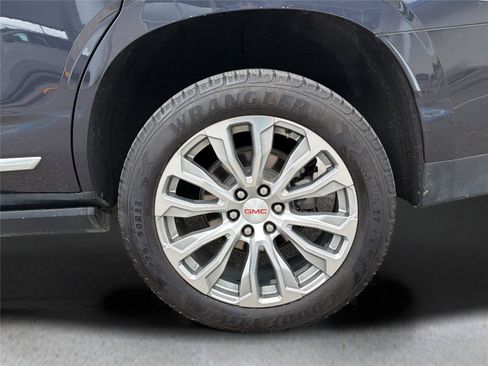 Used 2023 GMC Yukon Denali AWD/4WD image 42